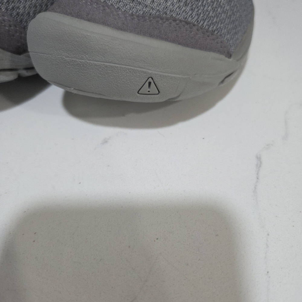 Keen Hush Knit CNX Gray Footwear - Picture 10 of 10